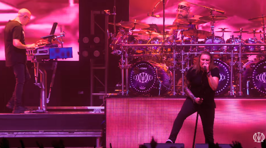 Dream Theater Live1