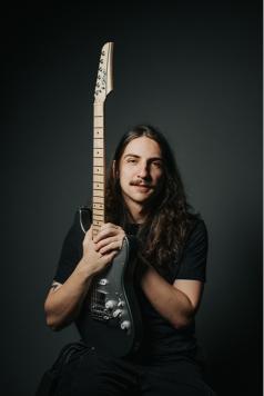 Yohan Kisser Por Ju Missagia