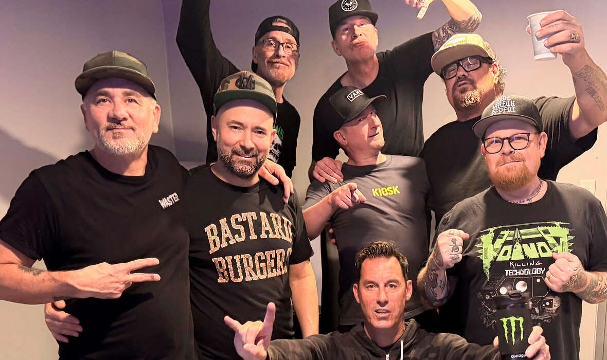 Pennywise X Millencolin1