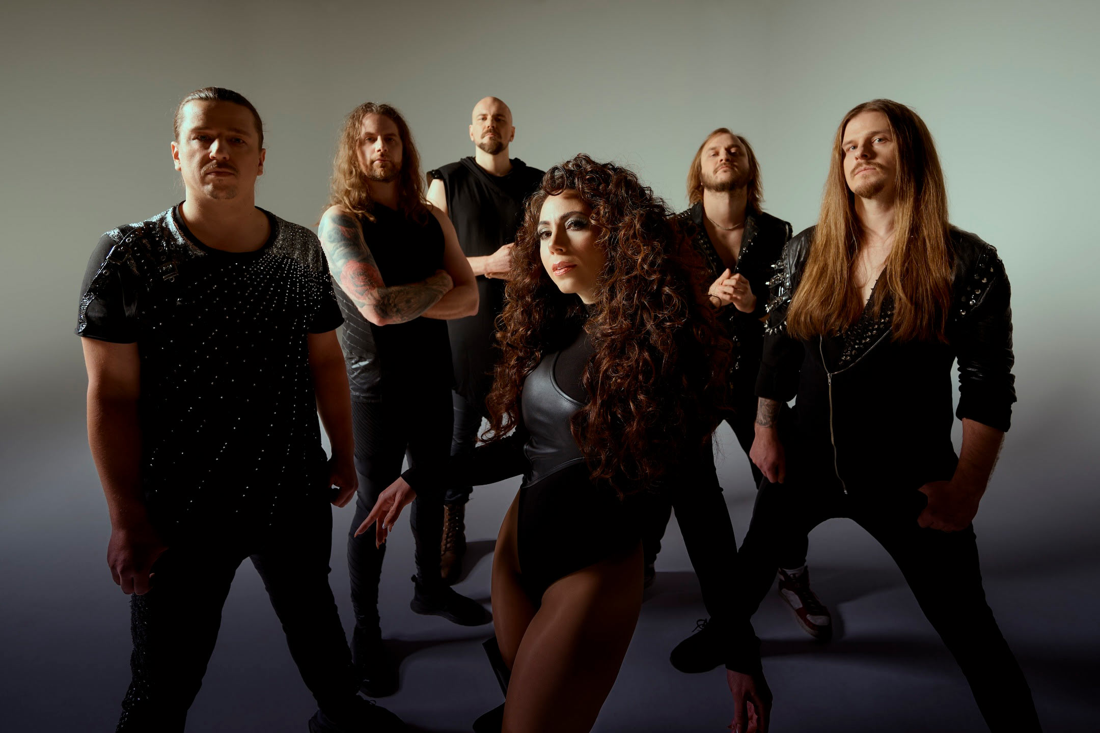 Battle Beast anuncia mudança na formação e dá boas vindas a vocalista brasileira Marina La Torraca