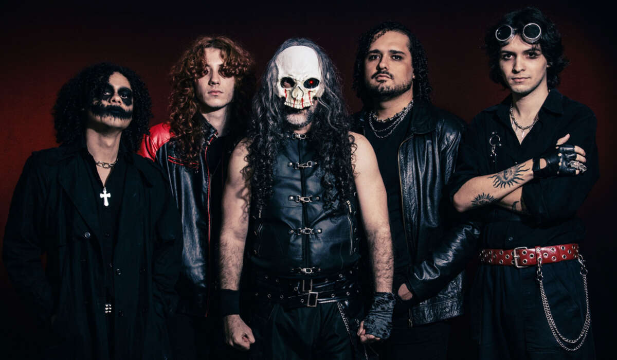 Cyberpunch 25b Ft Nanda Arantes