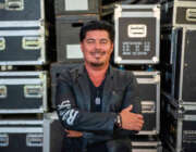 Paulo Baron quebra o silêncio, celebra reencontros históricos do Angra e aponta os próximos capítulos da banda Paulo Baron