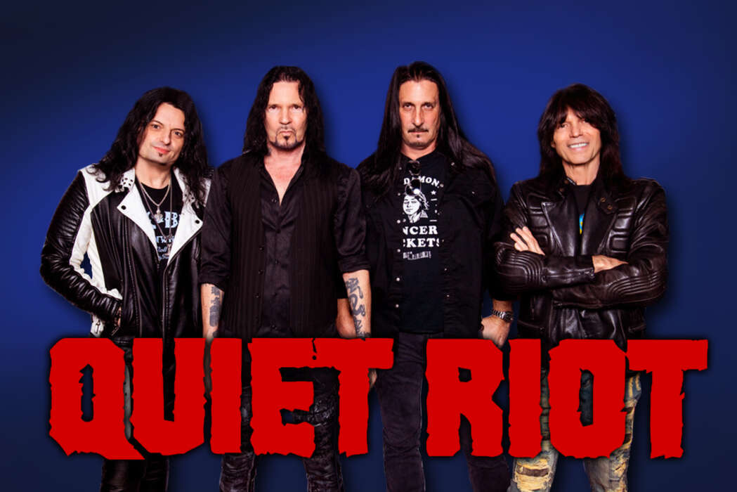 Quietriot Photo 03 Wlogo