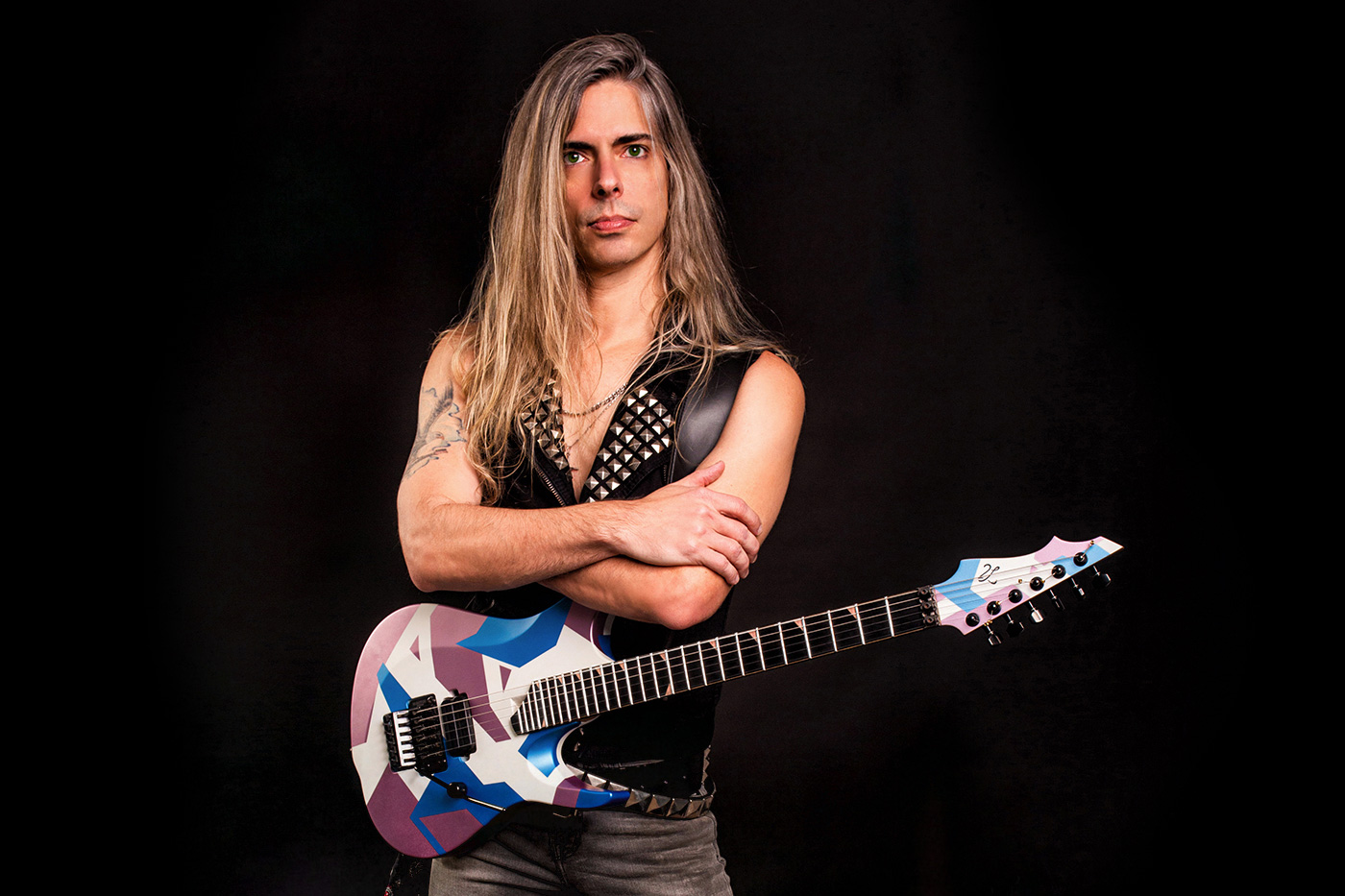 Alex Meister marca nova fase na carreira com o single “Memory Lane”